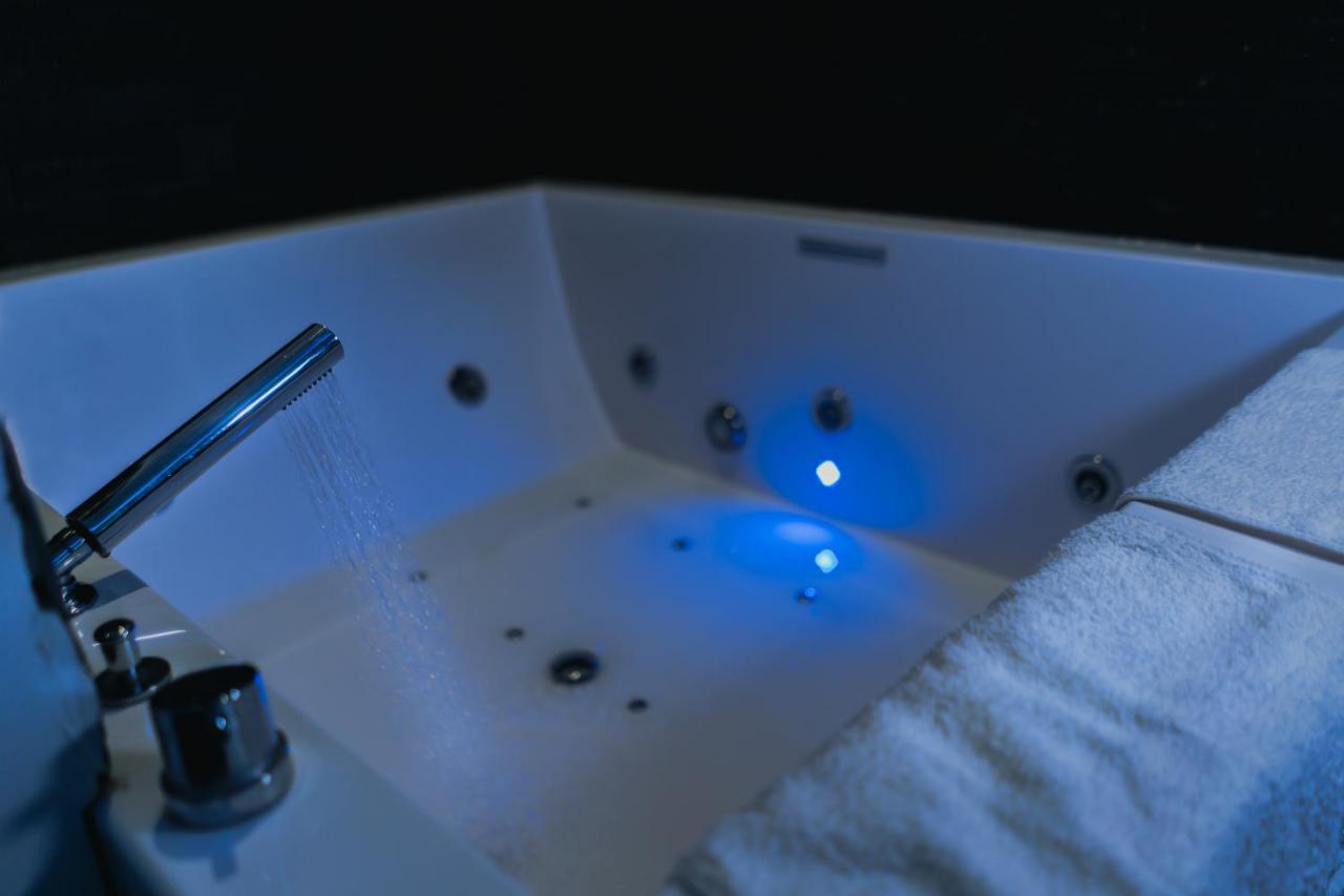 Dl Luxury B&B Napoli Bagian luar foto
