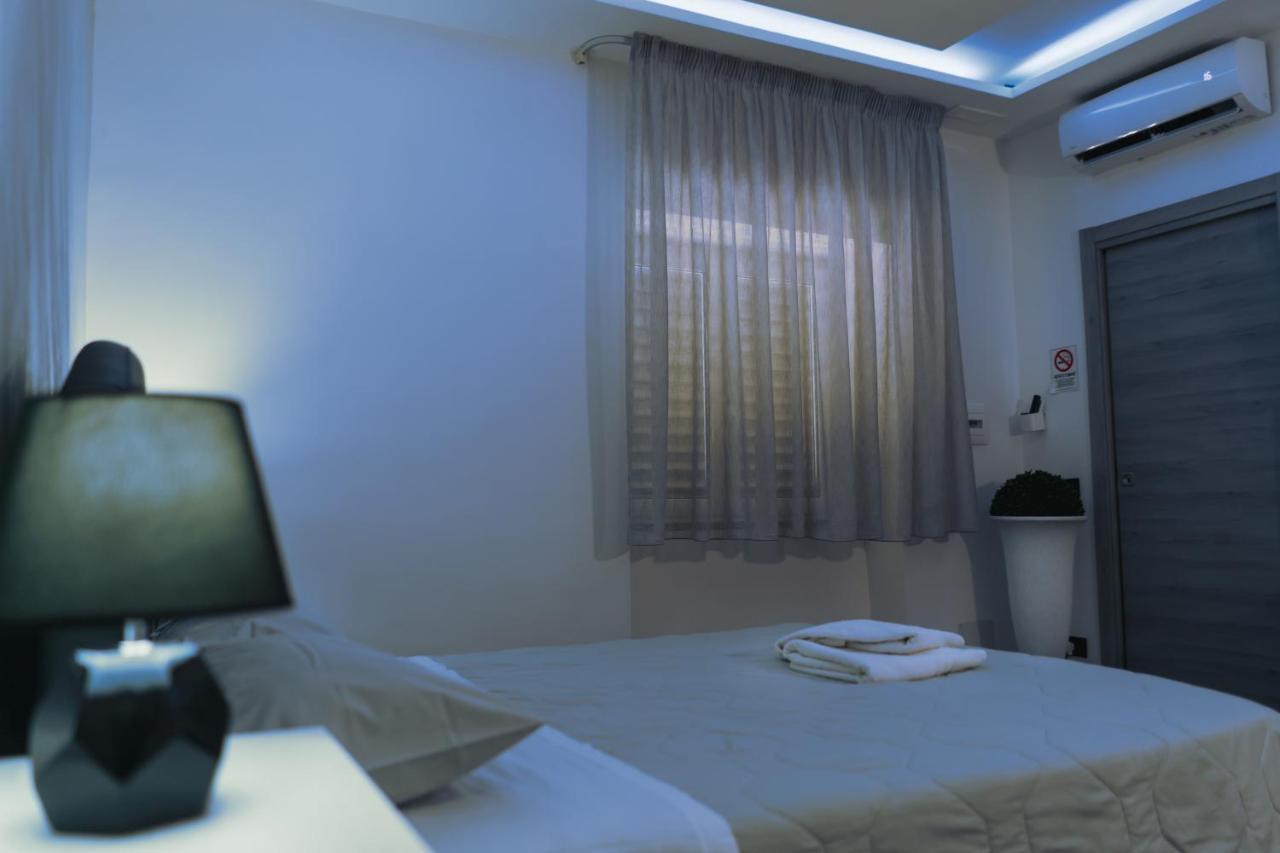 Dl Luxury B&B Napoli Bagian luar foto