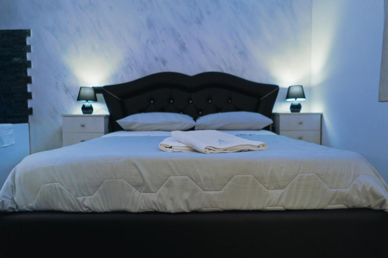 Dl Luxury B&B Napoli Bagian luar foto